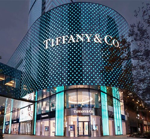 À qui appartient Tiffany & Co maintenant