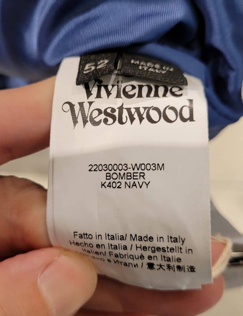 Vivienne Weswood est-elle fabriquée en Italie ?