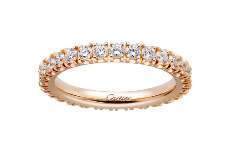 Alliance Destinée Cartier en or rose avec 22 diamants taille brillant