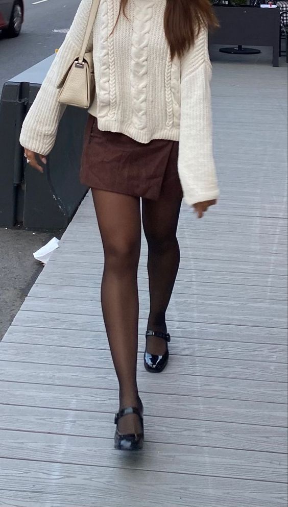 Retro Outfit Oversized Knit Sweater with Brown Skirt