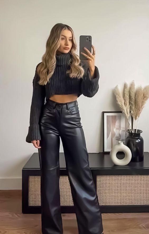 30 Casual Dinner Outfits You Need to Wear 2024